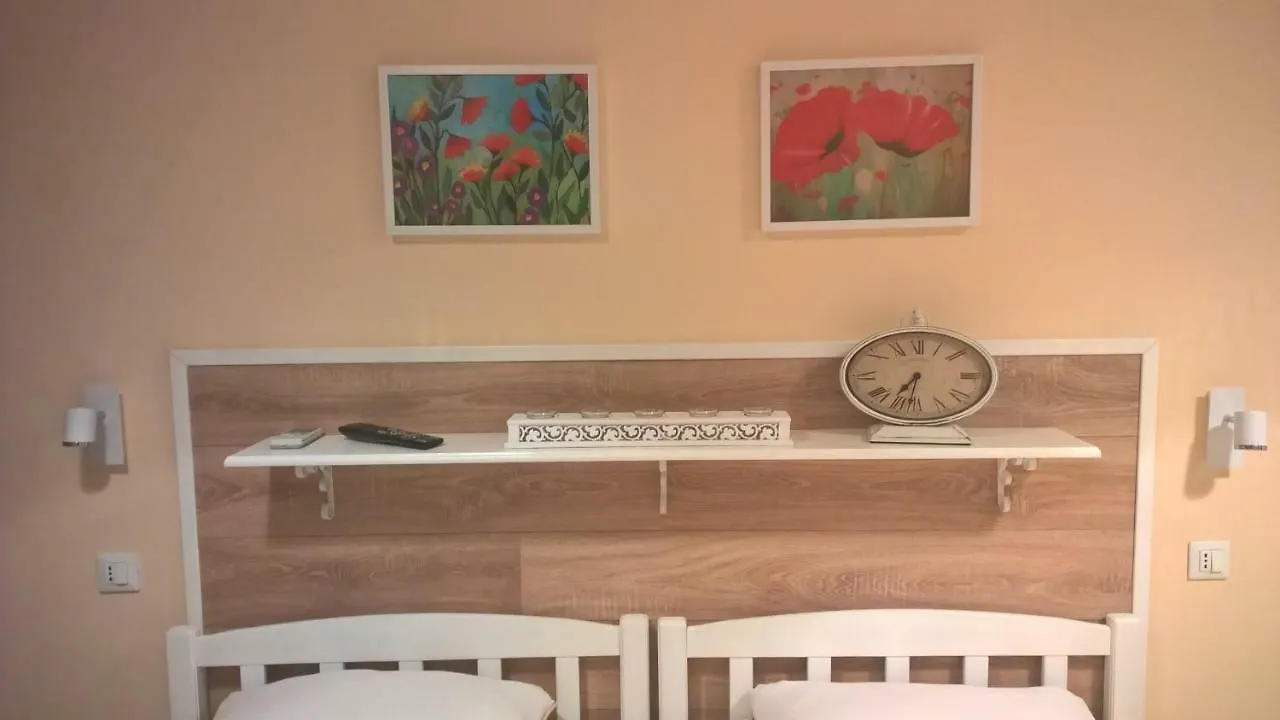 Entrance Apartment Split